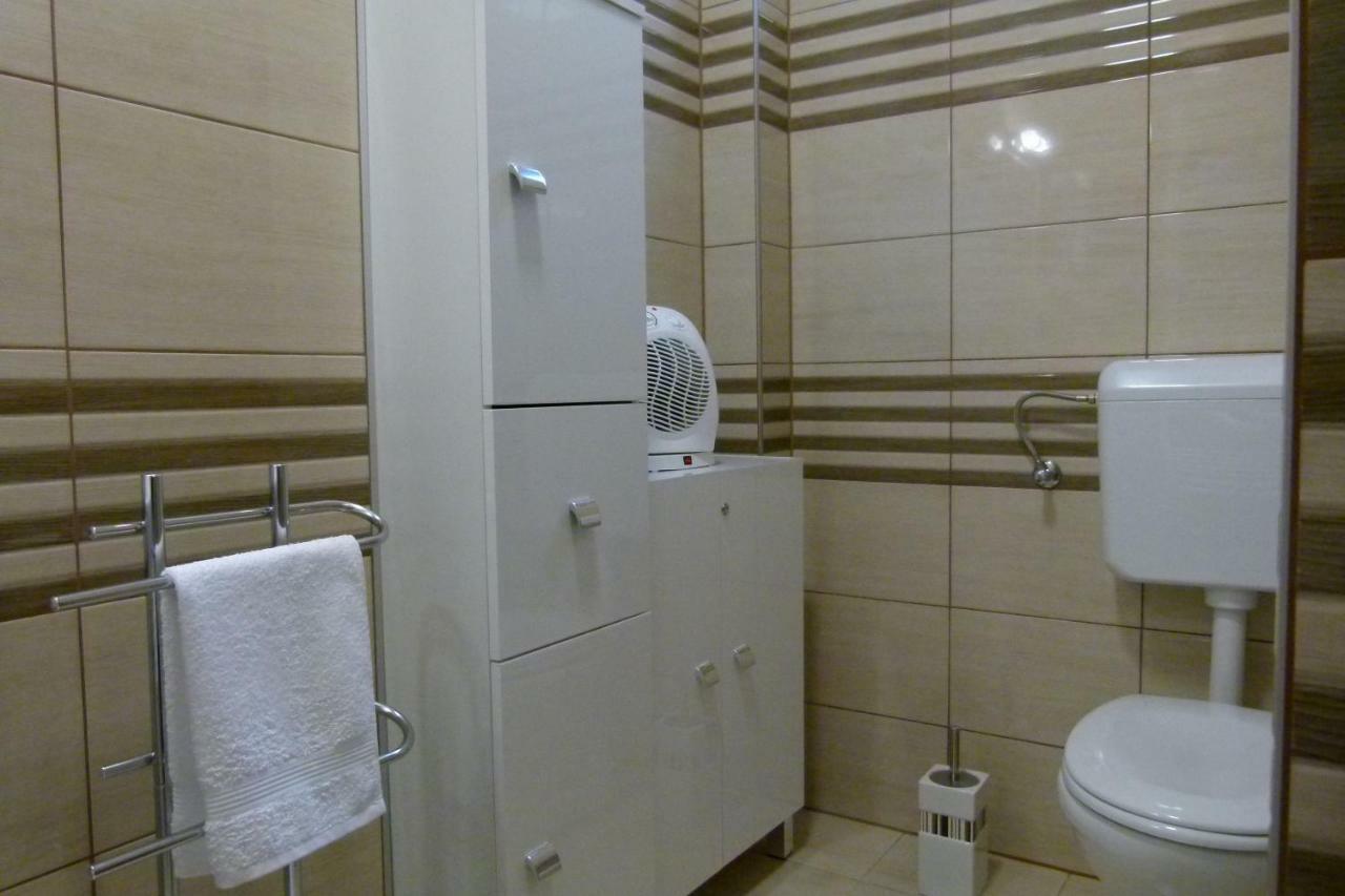 Wolf House Apartman Zalaegerszeg Esterno foto