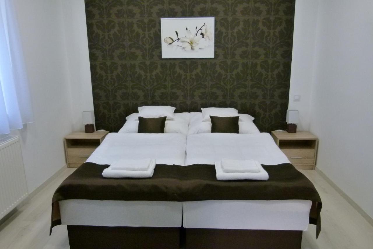 Wolf House Apartman Zalaegerszeg Esterno foto