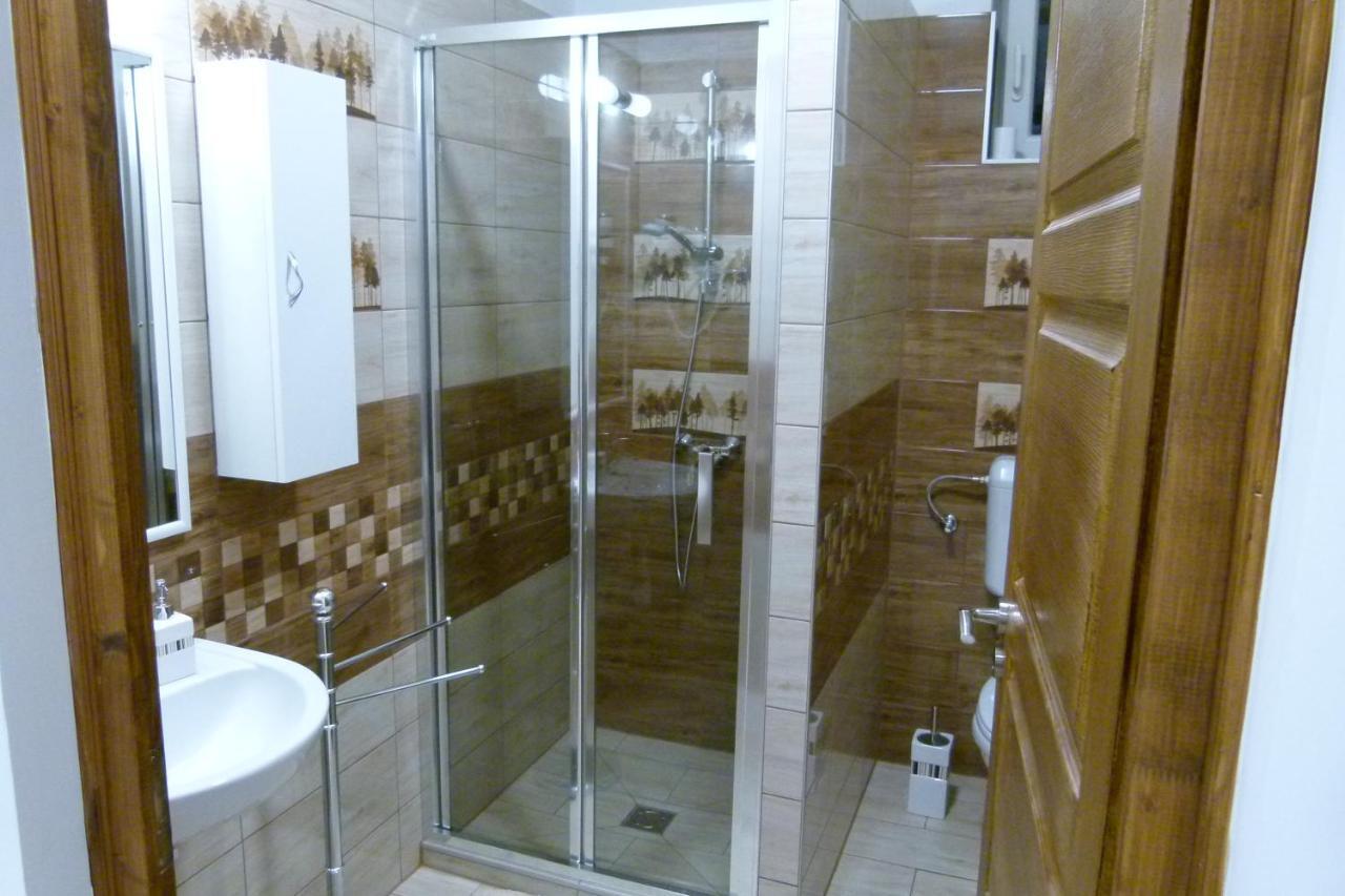 Wolf House Apartman Zalaegerszeg Esterno foto